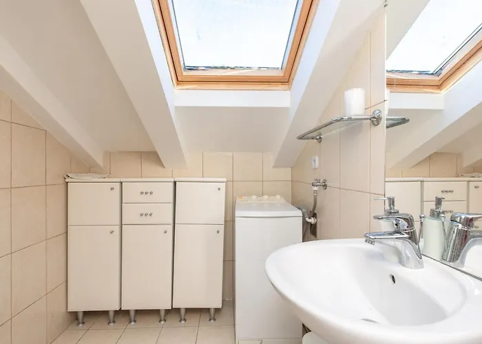 Sole With Great View!